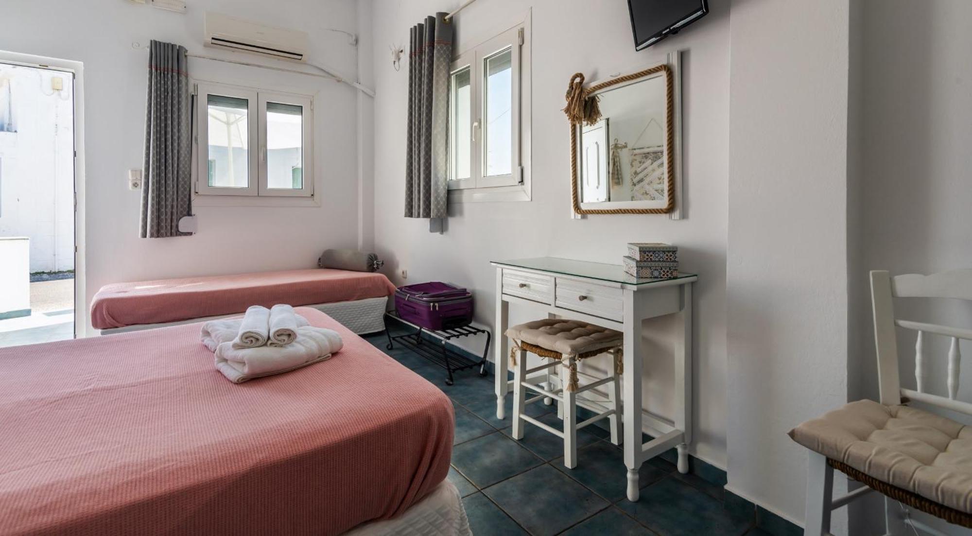 Giorgantis House & Studio Triovasalos Bilik gambar